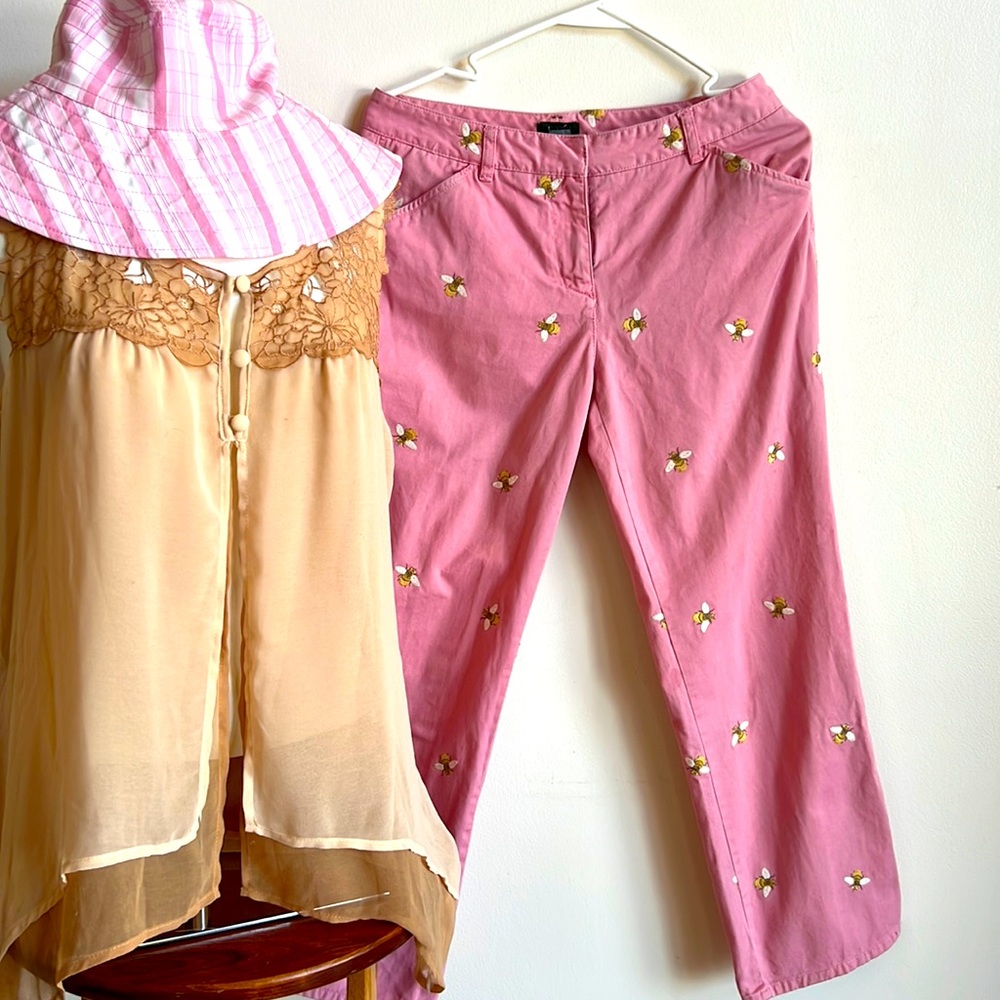 J Crew embellished jeans with bees favorite fit in pink women’s 4